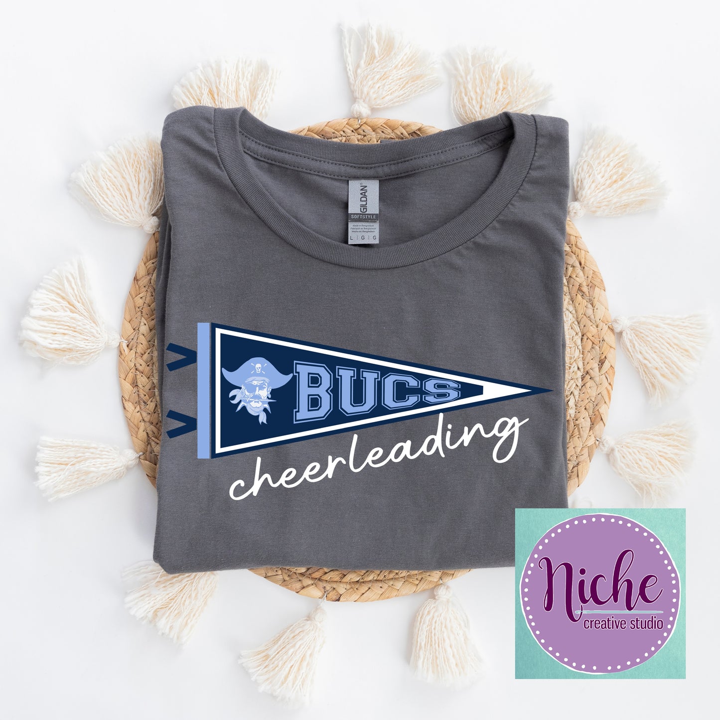 -BAR3070 Bucs Pennant Cheerleading Decal