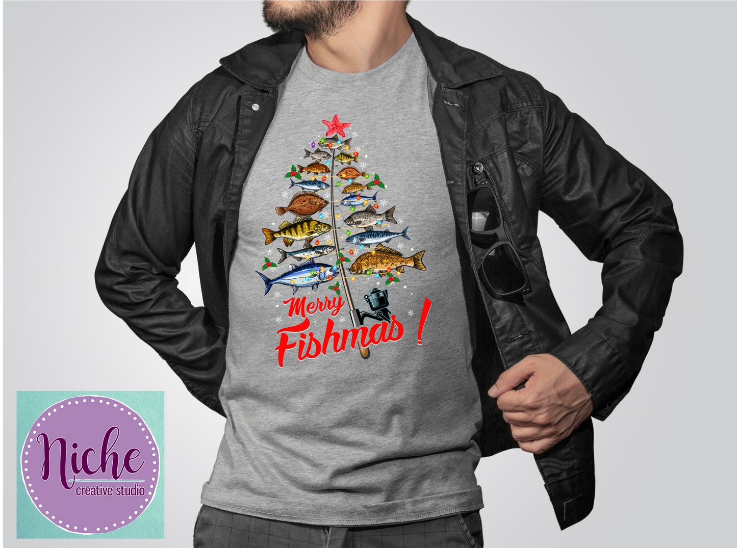 -CHR2590 Merry Fishmas Decal