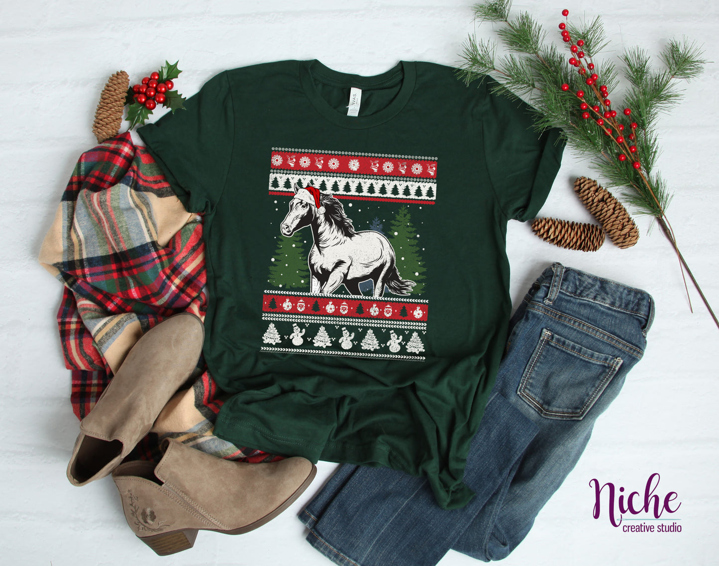 -CHR6030 Horse Christmas Sweater Decal