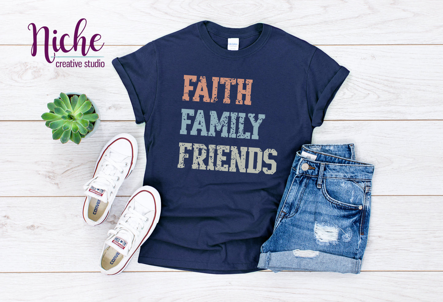 -FAI5500 Faith Family Friends Decal